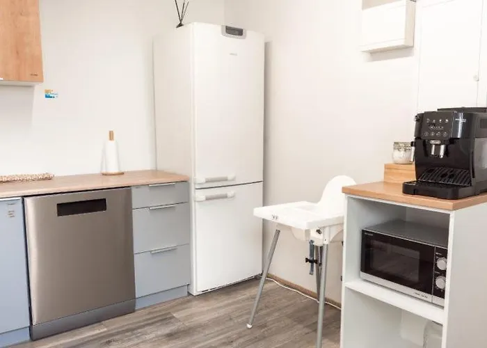 Maengumaa Apartment *